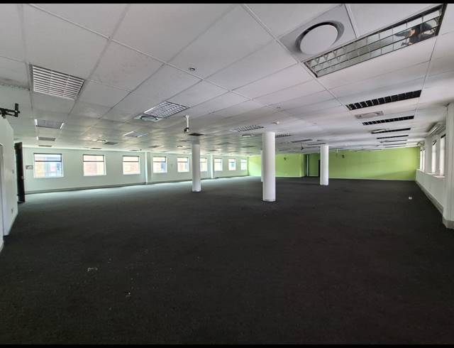 849M² OFFICE TO LET IN SUNNINGHILL